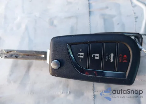 2024 Toyota Camry Le z USA, uszkodzony, nr VIN 4T1C11AK3RU253430